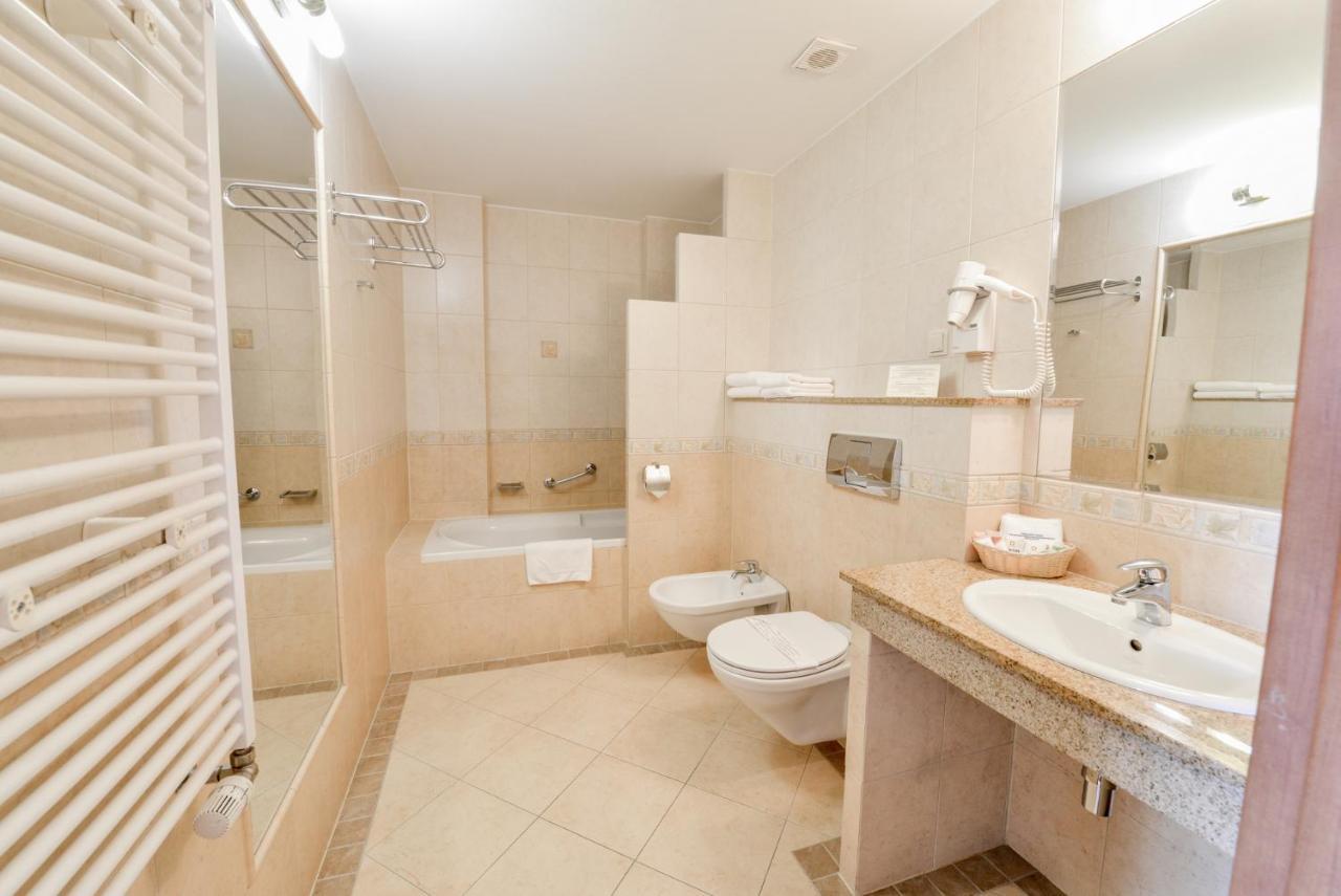 Spa Hotel Jawor Jaworze Ngoại thất bức ảnh