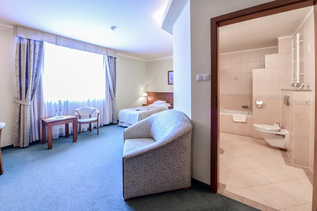 Spa Hotel Jawor Jaworze Ngoại thất bức ảnh