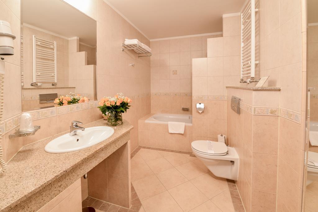 Spa Hotel Jawor Jaworze Ngoại thất bức ảnh