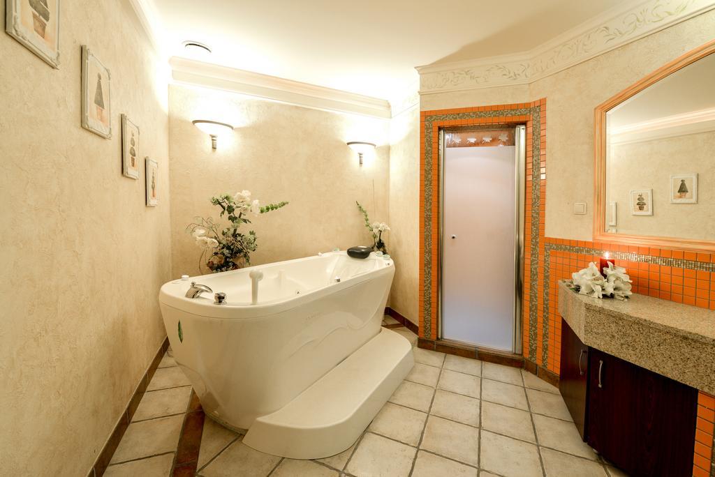 Spa Hotel Jawor Jaworze Ngoại thất bức ảnh