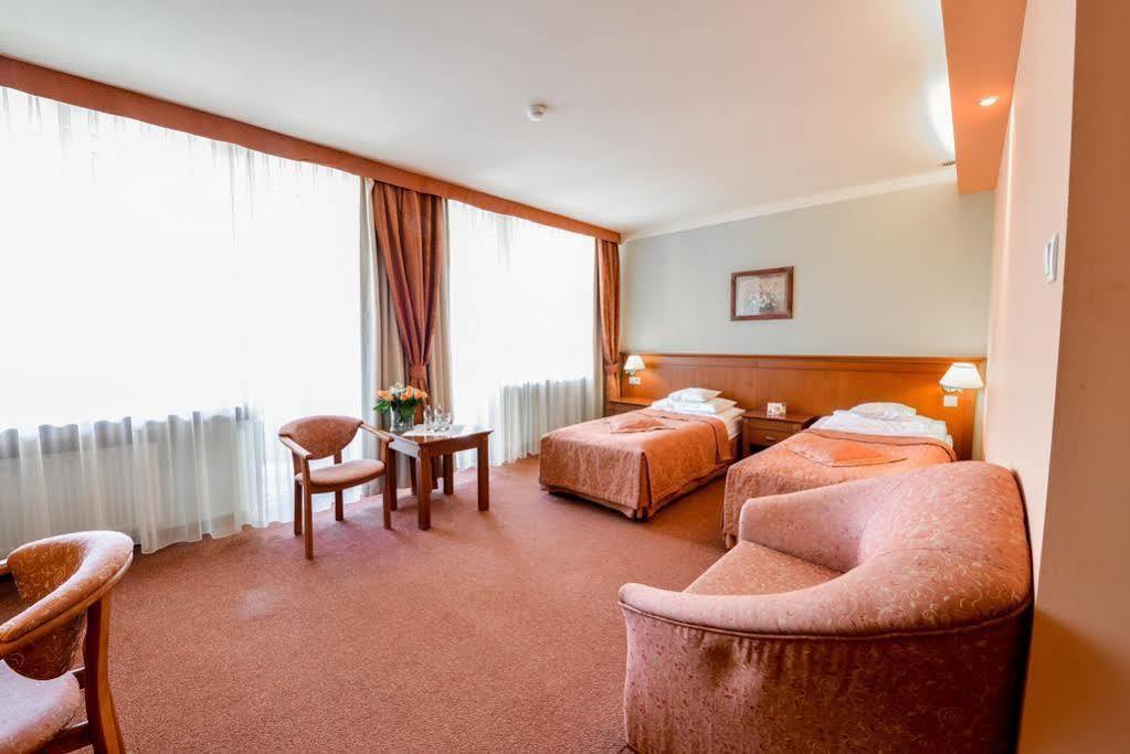 Spa Hotel Jawor Jaworze Ngoại thất bức ảnh